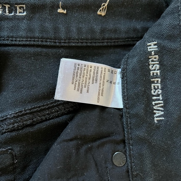 American Eagle festival hi-rise jean shorts size 10 - Picture 2 of 3